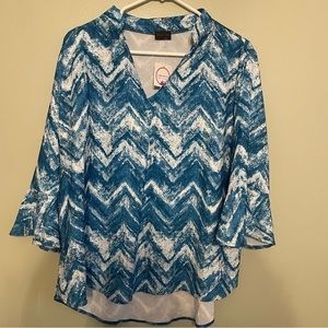 Plus size Blouse size 2X mid sleeve loose fit shirt women’s large 2X dress shirt